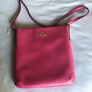 Hot pink coach bag *****never worn*****